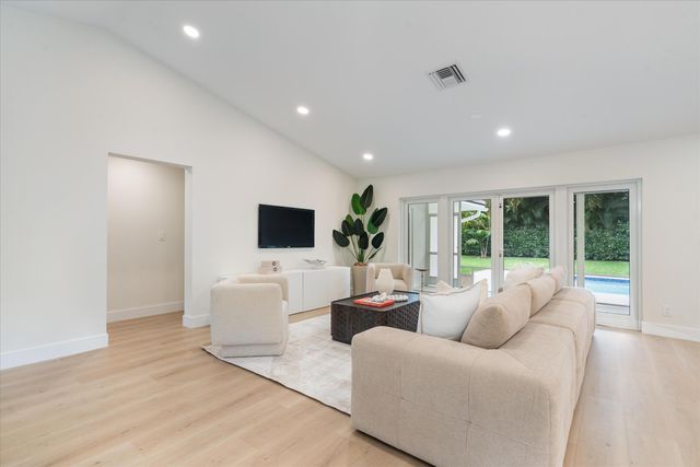 1480 SW 19th Street, Boca Raton, FL 33486