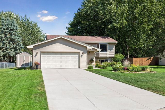 10615 Opal Street NE, Blaine, MN 55014