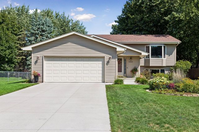 10615 Opal Street NE, Blaine, MN 55014