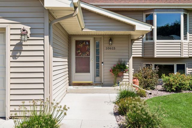 10615 Opal Street NE, Blaine, MN 55014