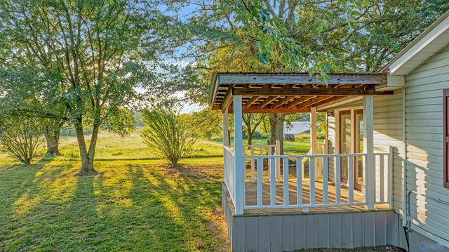 1582 County Road 508, Fort Payne, AL 35968