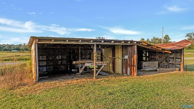 1582 County Road 508, Fort Payne, AL 35968