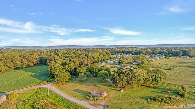 1582 County Road 508, Fort Payne, AL 35968