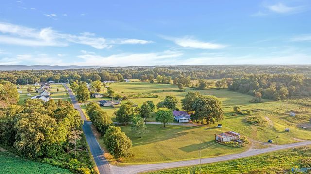 1582 County Road 508, Fort Payne, AL 35968