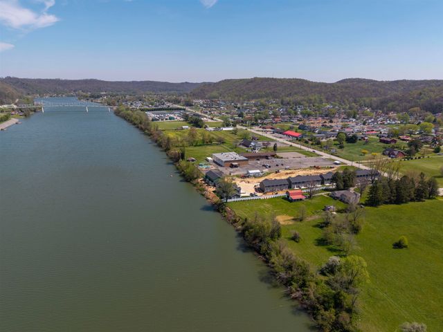 37 Jordon Drive, Winfield, WV 25213