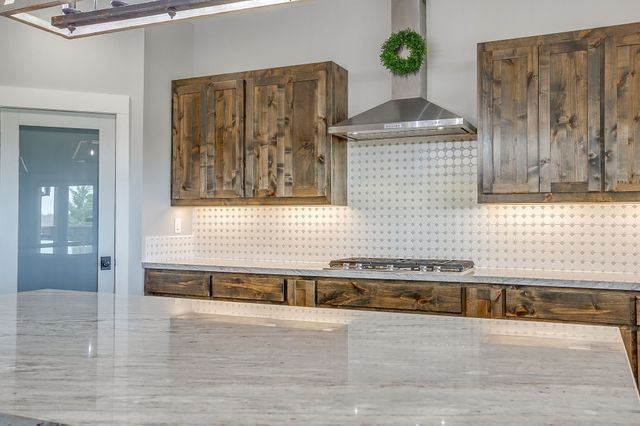 19611 N County Line Road, Ponder, TX 76259