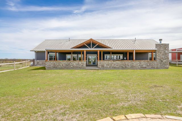 19611 N County Line Road, Ponder, TX 76259