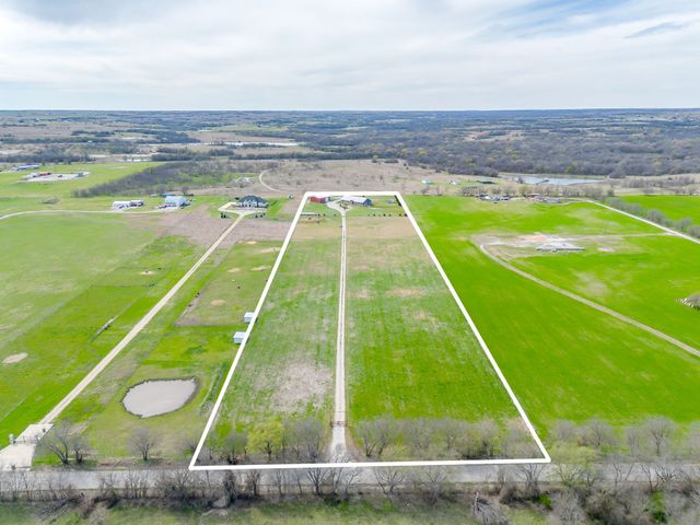 19611 N County Line Road, Ponder, TX 76259