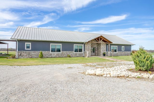 19611 N County Line Road, Ponder, TX 76259
