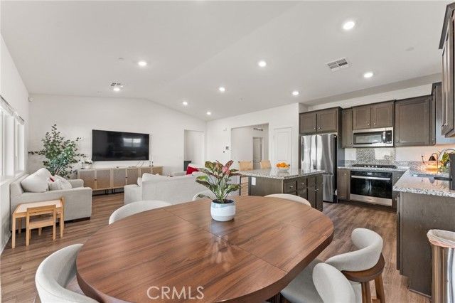 13207 Santa Clara Way, Victorville, CA 92394