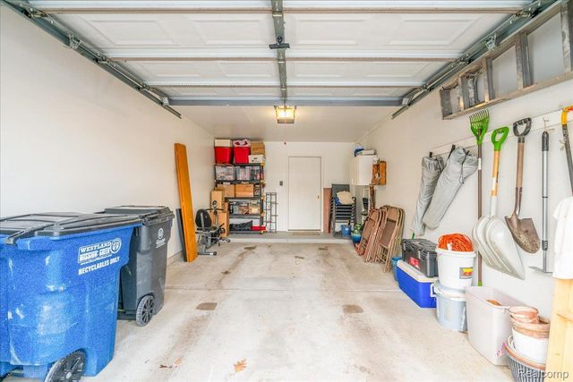 204 Marigold Circle, Westland, MI 48185