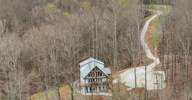 222 Hidden Hallow Cove, Estill Springs, TN 37330