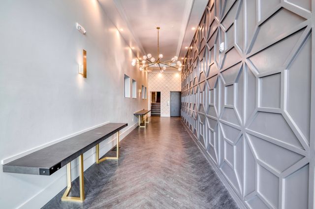 377 West First 6, Boston, MA 02127