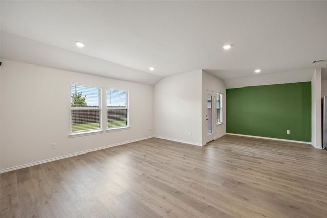 2315 Hydrangea Drive, Pilot Point, TX 76258