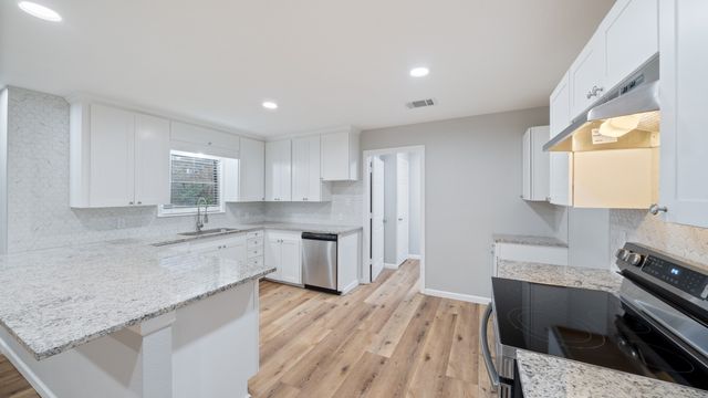 104 Joe Prince Drive, Athens, TX 75751