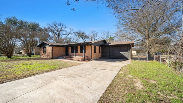 104 Joe Prince Drive, Athens, TX 75751