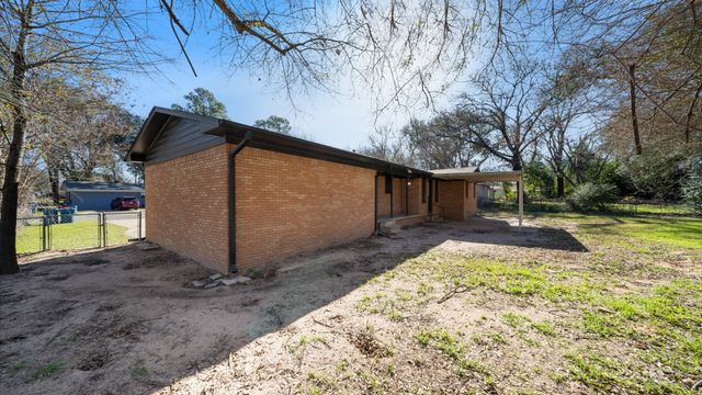 104 Joe Prince Drive, Athens, TX 75751