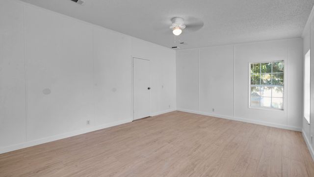 4905 NE 2nd Way, Pompano Beach, FL 33064