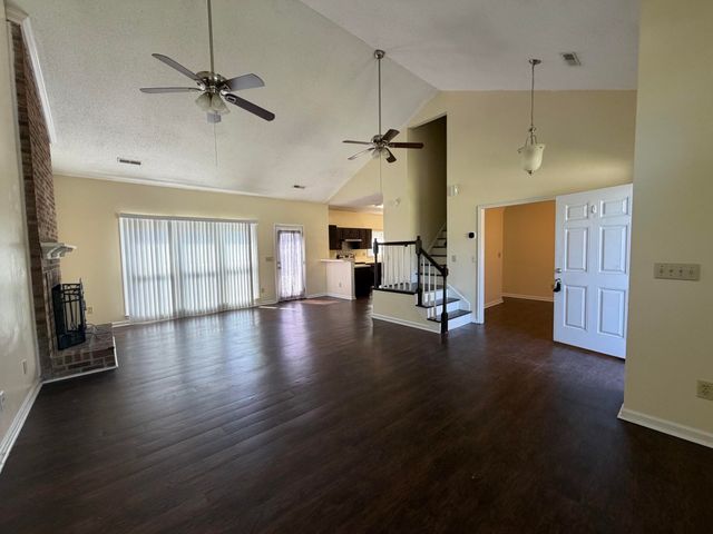 160 Wainwright, Summerville, SC 29485
