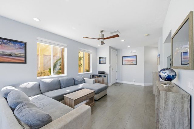 1725 Carvelle Drive, Riviera Beach, FL 33404