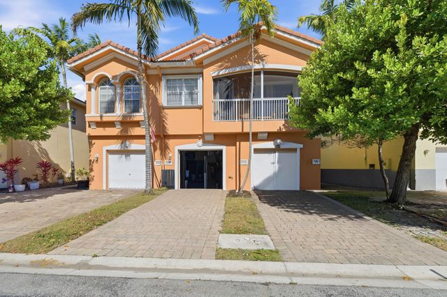 1725 Carvelle Drive, Riviera Beach, FL 33404