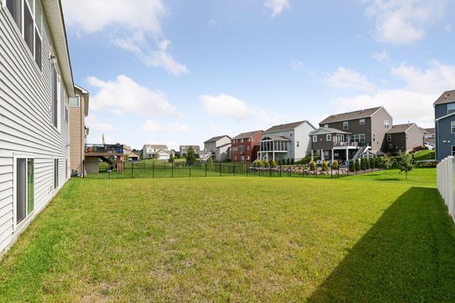 1285 Pinehill Boulevard, Waconia, MN 55387