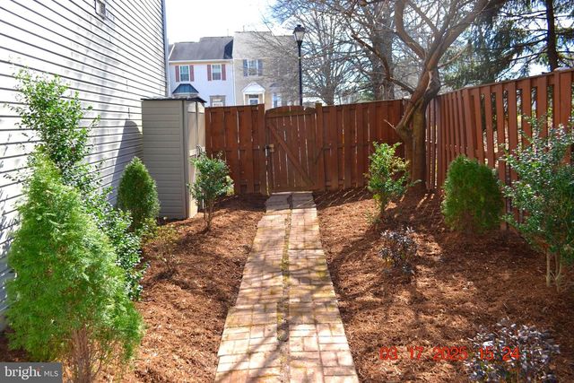 1302 HILL BORN DR, Hanover, MD 21076