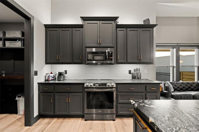 31842 W 170th Terrace, Gardner, KS 66030