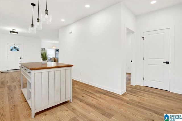 4909 2ND AVENUE N, Birmingham, AL 35212