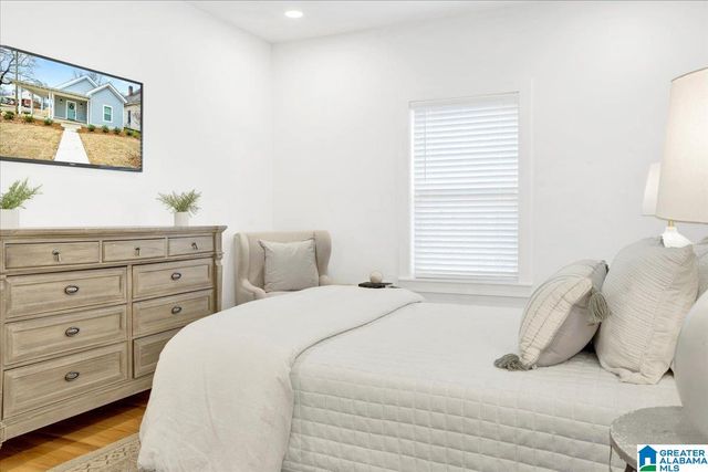 4909 2ND AVENUE N, Birmingham, AL 35212