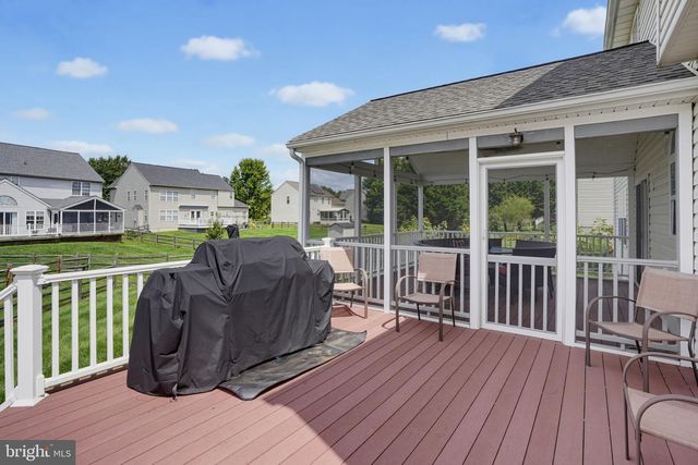 10 WHIRLAWAY DR, Bear, DE 19701