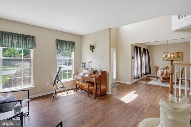 10 WHIRLAWAY DR, Bear, DE 19701