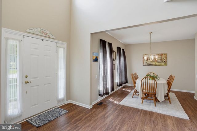 10 WHIRLAWAY DR, Bear, DE 19701