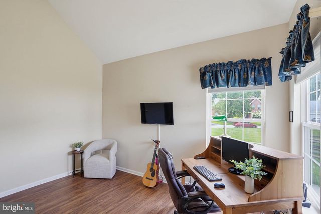 10 WHIRLAWAY DR, Bear, DE 19701
