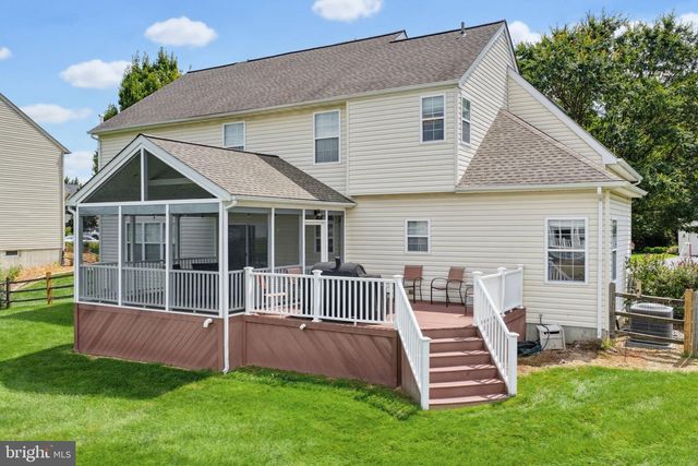 10 WHIRLAWAY DR, Bear, DE 19701