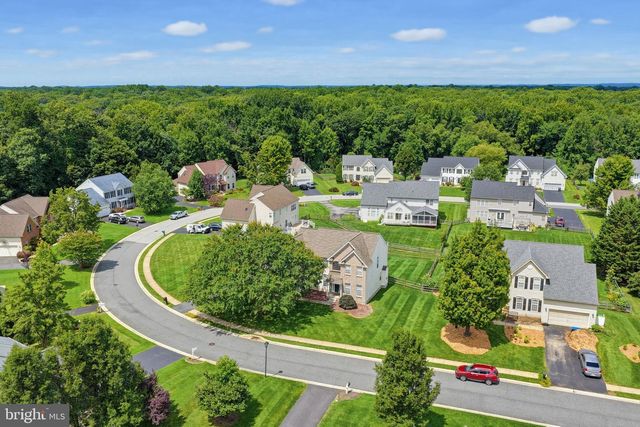 10 WHIRLAWAY DR, Bear, DE 19701