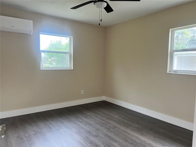3616 E SHADOWLAWN AVENUE, Tampa, FL 33610