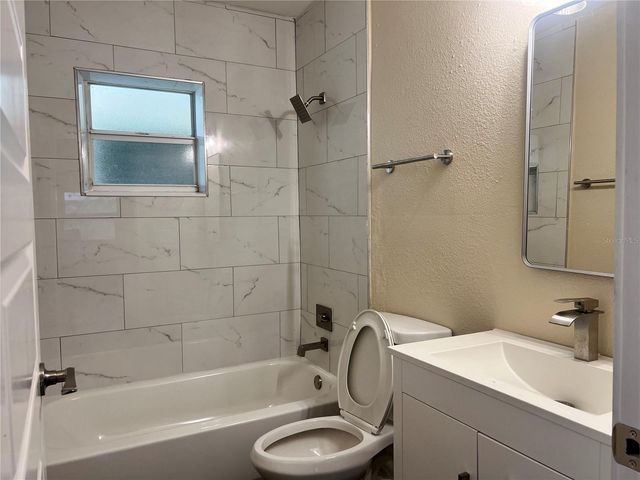 3616 E SHADOWLAWN AVENUE, Tampa, FL 33610