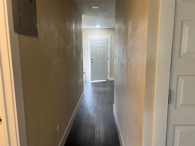 3616 E SHADOWLAWN AVENUE, Tampa, FL 33610
