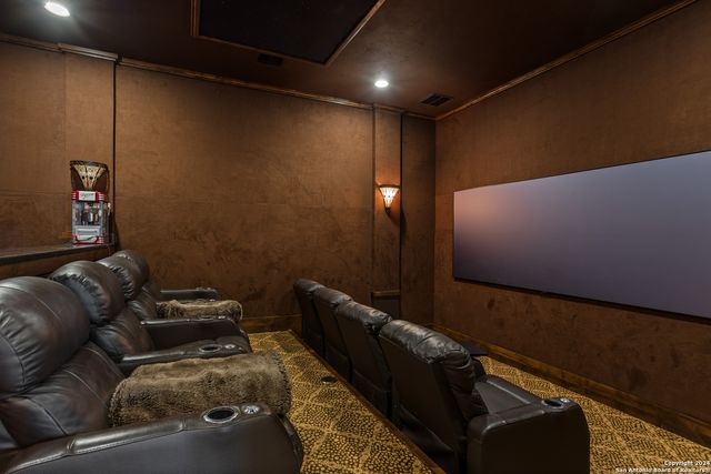 104 Falcon Crst, Boerne, TX 78006