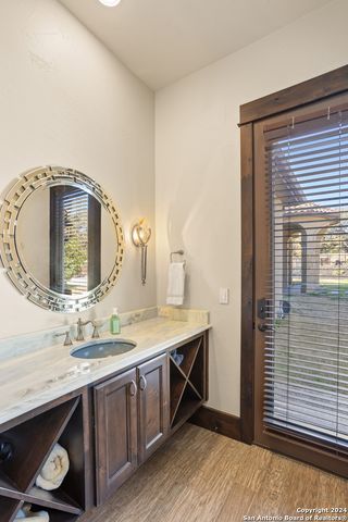 104 Falcon Crst, Boerne, TX 78006