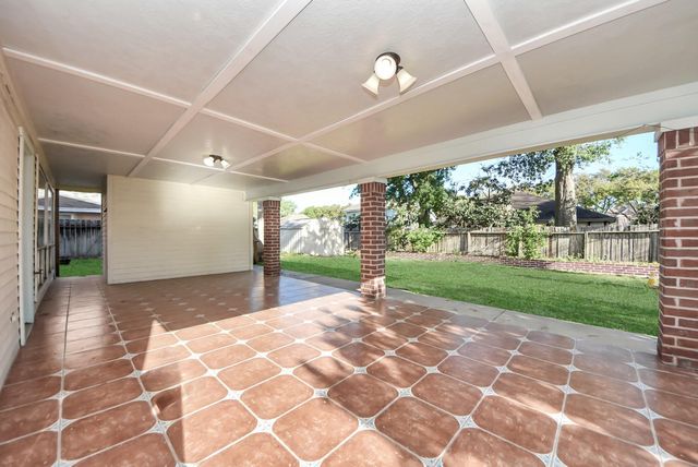 15614 Barbarossa Drive, Houston, TX 77083