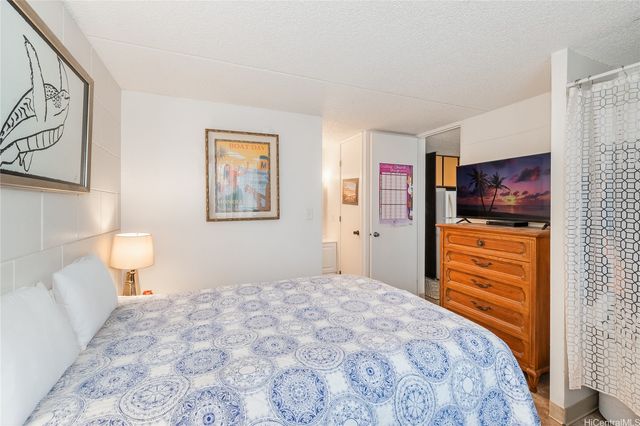 2847 Waialae Avenue 306, Honolulu, HI 96826