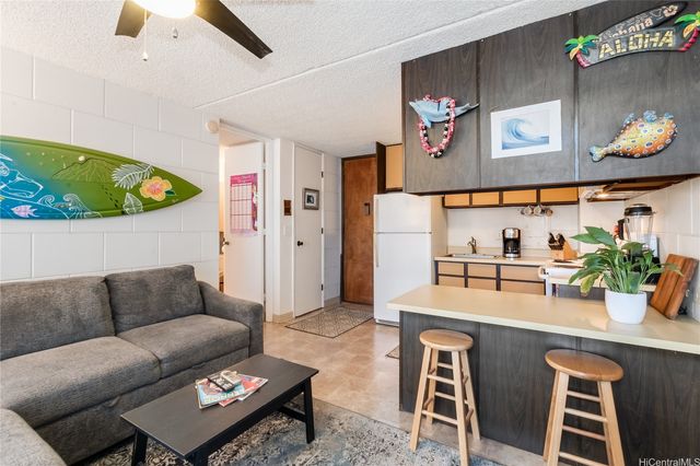 2847 Waialae Avenue 306, Honolulu, HI 96826