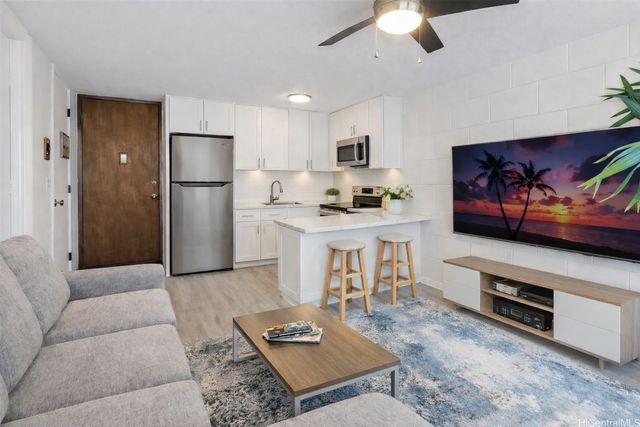 2847 Waialae Avenue 306, Honolulu, HI 96826