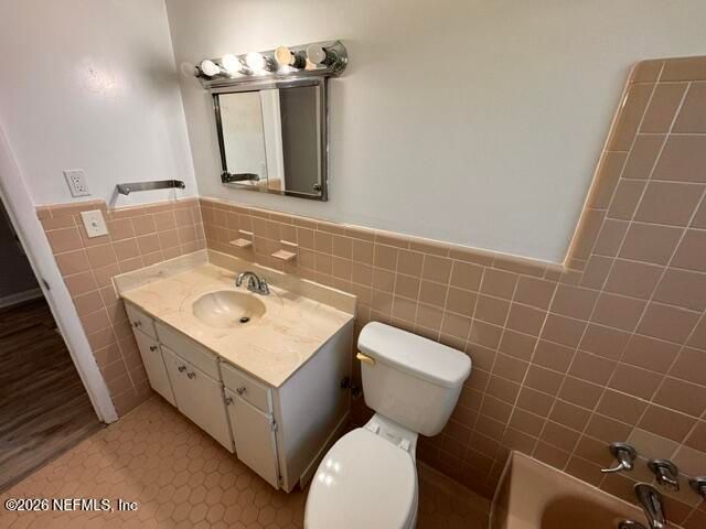 8457 SAN ARDO Drive, Jacksonville, FL 32217