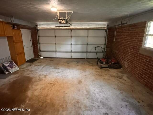 8457 SAN ARDO Drive, Jacksonville, FL 32217