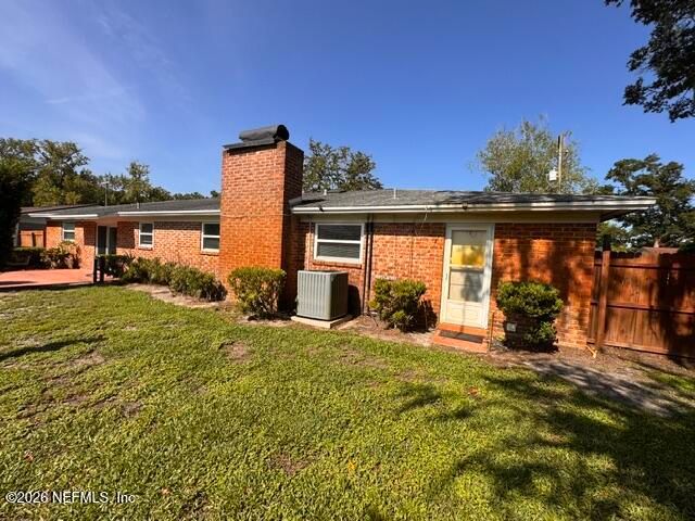 8457 SAN ARDO Drive, Jacksonville, FL 32217