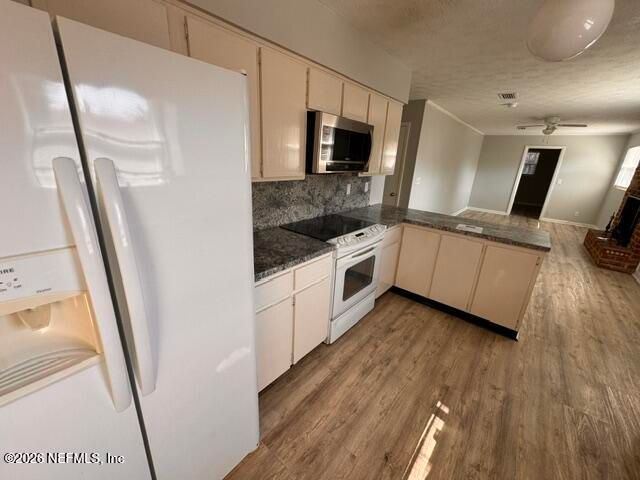 8457 SAN ARDO Drive, Jacksonville, FL 32217