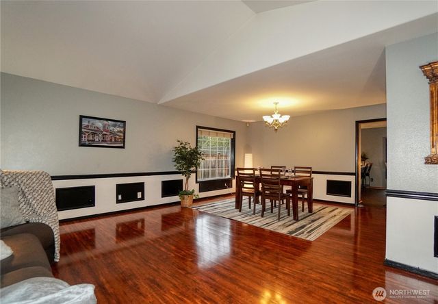 24608 197th Avenue SE, Maple Valley, WA 98038